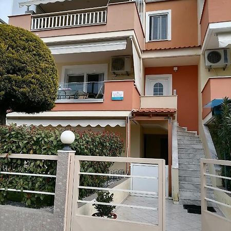 Bella Casa Lägenhet Néa Péramos Exteriör bild
