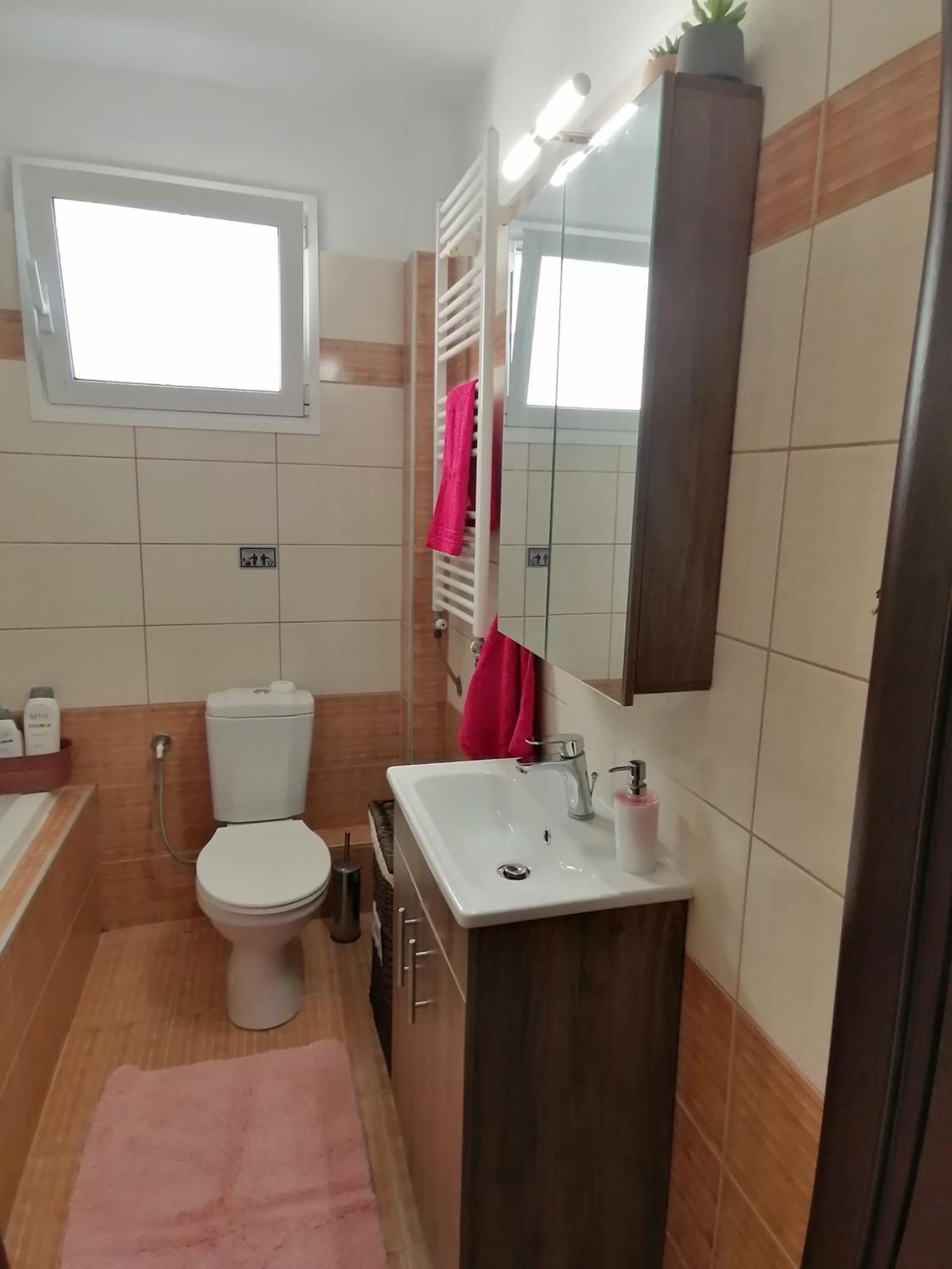 Bella Casa Lägenhet Néa Péramos Exteriör bild