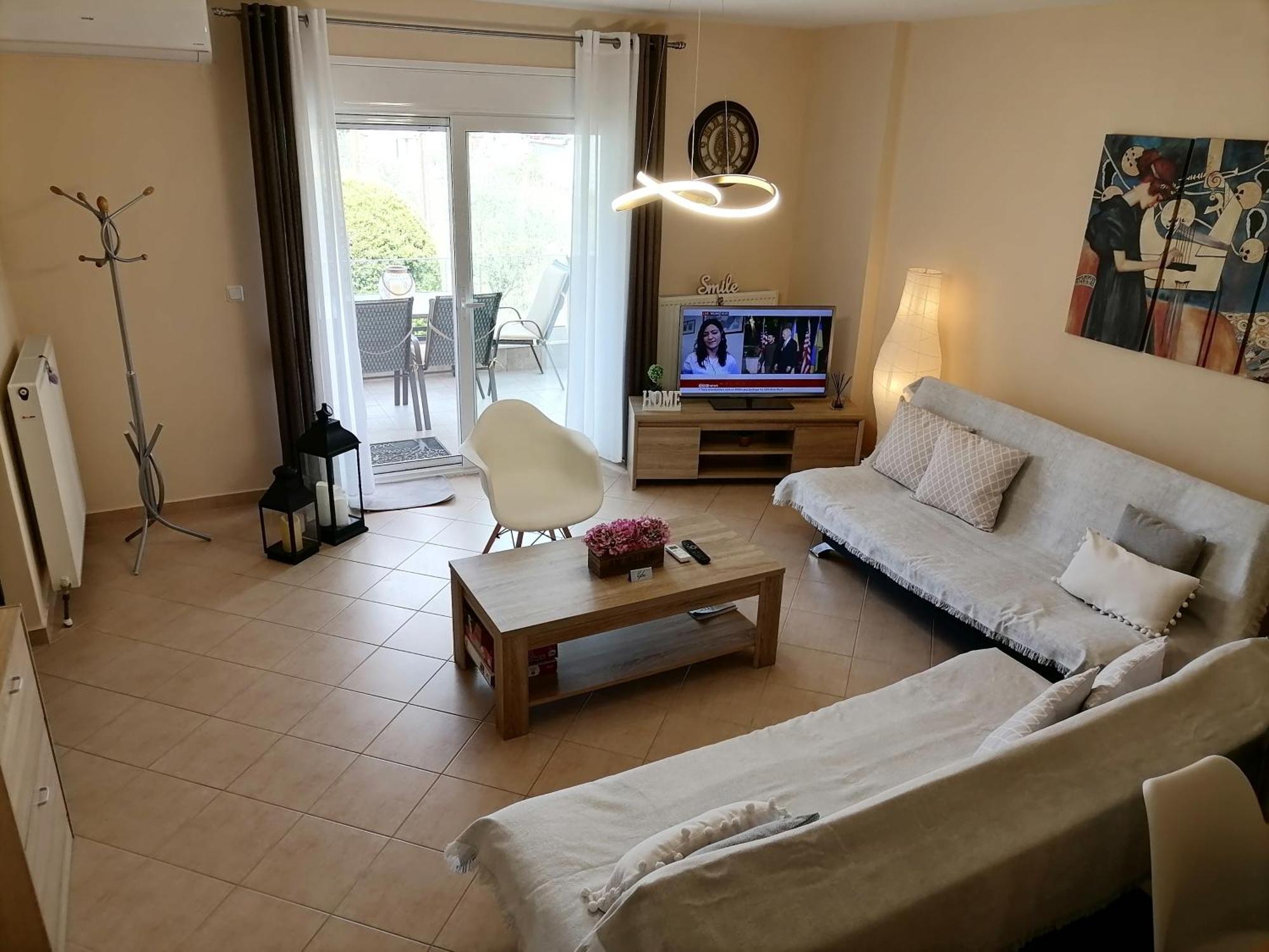 Bella Casa Lägenhet Néa Péramos Exteriör bild